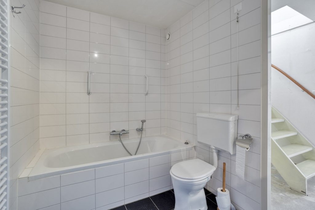 Tussenwoning te koop: Gebroeders Schutstraat 4, Oisterwijk